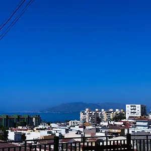 https://10-min-to-beach-cosy-flat.es-andalucia.com