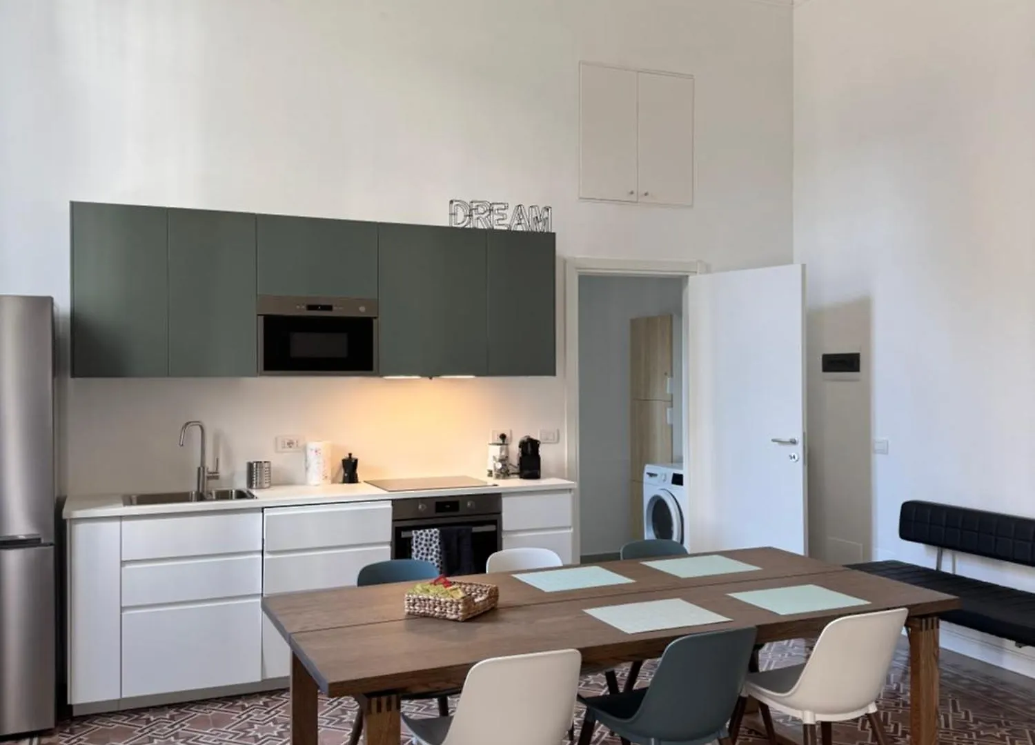 Cozy Loft Baia Del Re - Navigli contacts